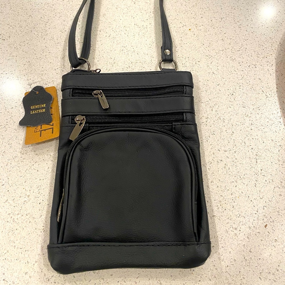 Leather travel crossbody bag